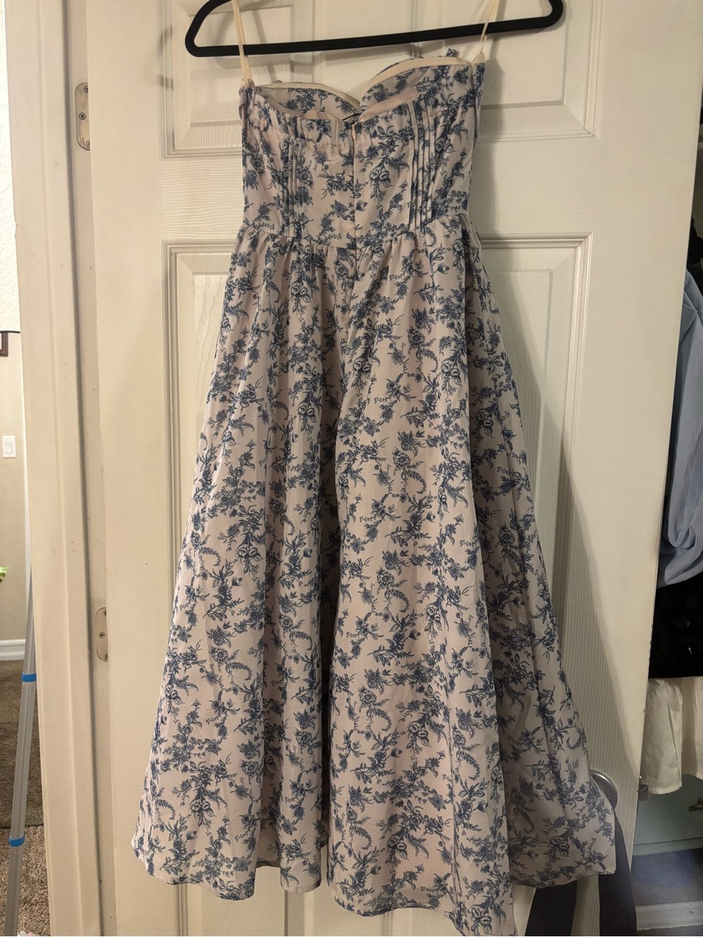 XS Fashion Nova dress